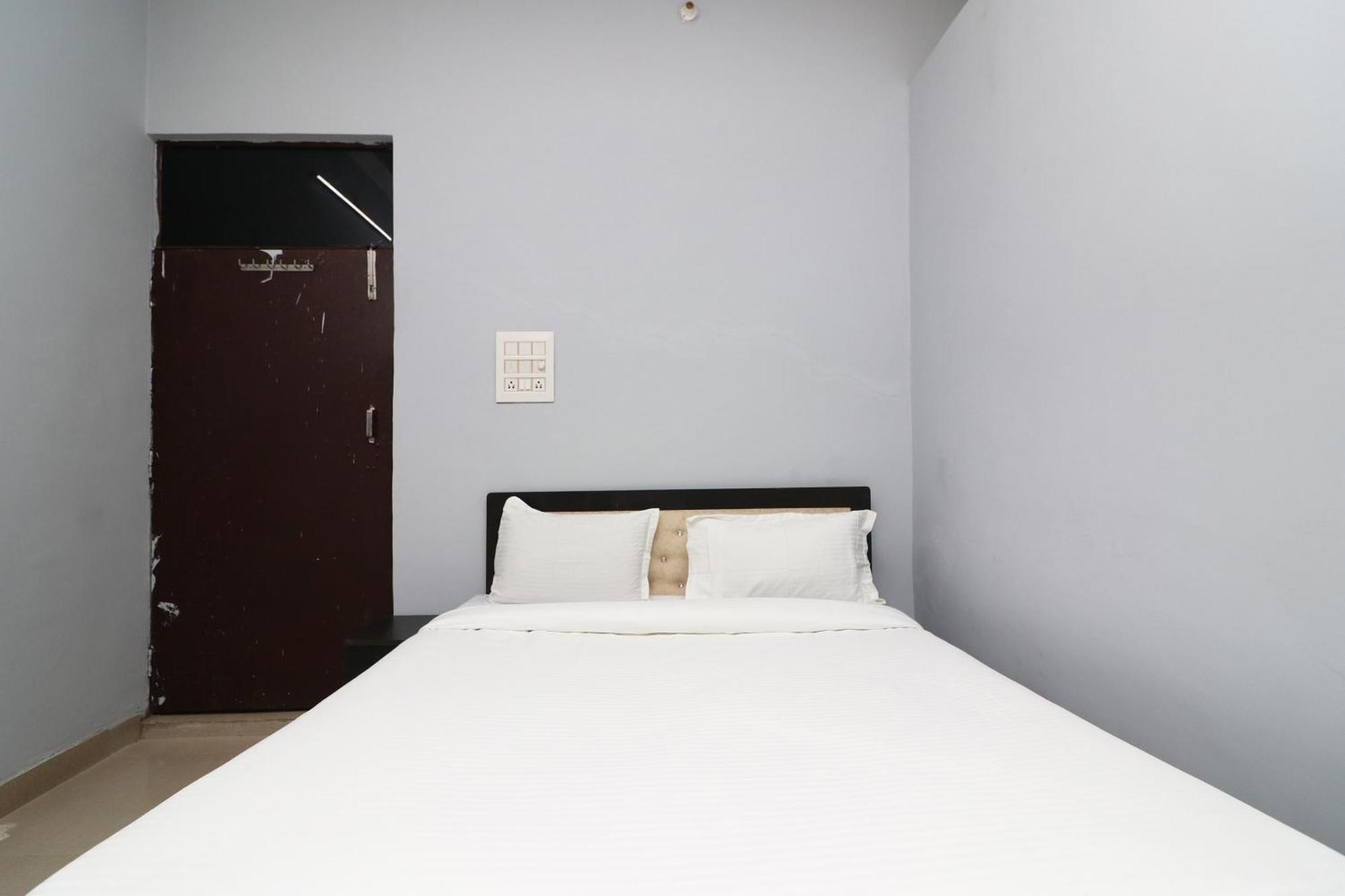 Hotel O Mulaqat Dadri Екстериор снимка