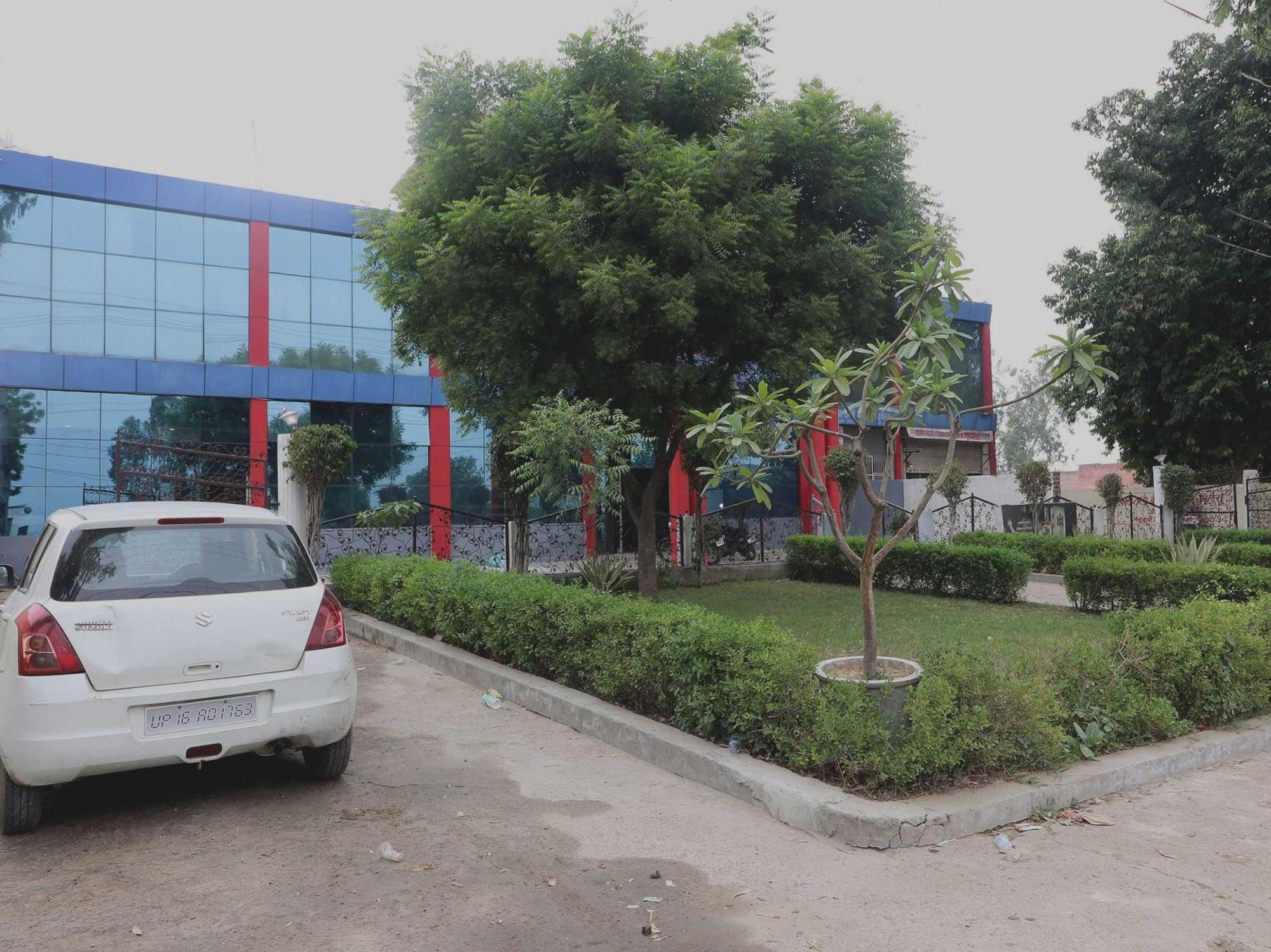 Hotel O Mulaqat Dadri Екстериор снимка